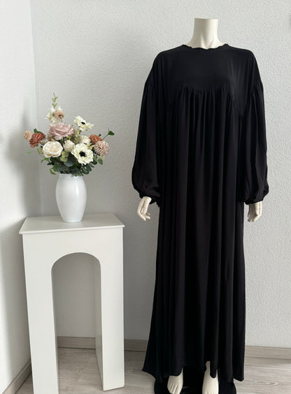 Abaya Mansoura in Medina Silk