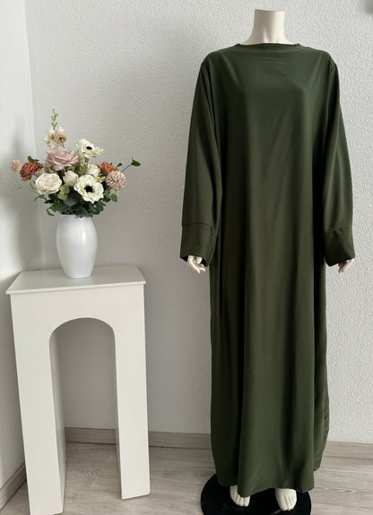 Lightweight Abaya in Medina Silk